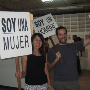 Ana Laura López de la Torre y Richard Owen | Soy un hombre| Soy una mujer | 2007 | acción