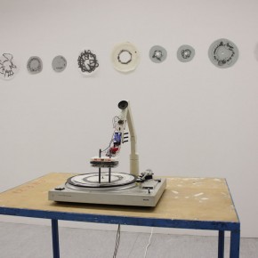 Serie: Máquina para grafitos | 2011-2013 | Instalación y performance