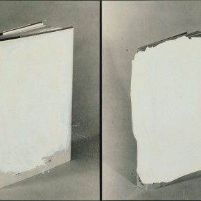 John Baldessari | Dos libros vacíos | 1990 | Cortesía del artista. Colección Ninah y Michael Lynne