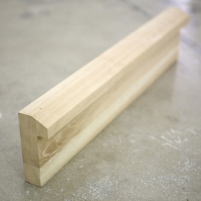 11. Uno extendido | 2014 | 3 pedazos de madera de cedro ensamblados | 20 x 8 x 92 cm