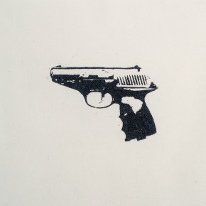 Co2 Gamo P-23 Combat | De la serie "Las armas no matan" | 2011-13 | Serigrafía con pólvora de armamento sobre lienzo, casquillos de 9mm y cartuchos de escopetas