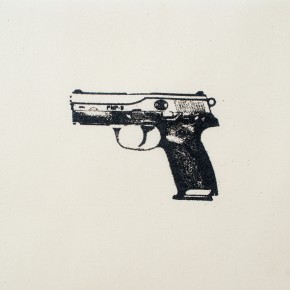 FN Herstal FNP | De la serie "Las armas no matan" | 2011-13 | Serigrafía con pólvora de armamento sobre lienzo, casquillos de 9mm y cartuchos de escopetas